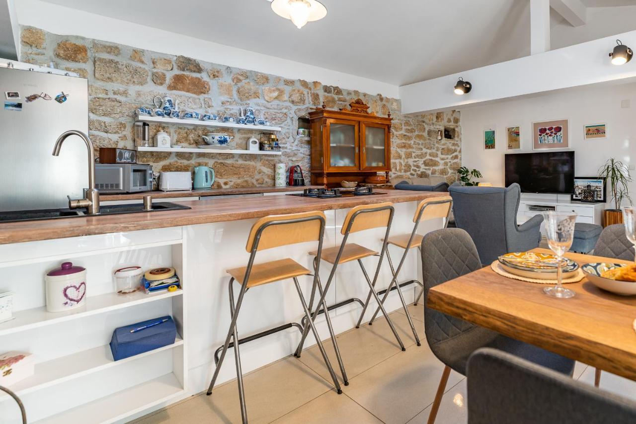 Holiday Home - Villa Thorak Anić Buitenkant foto