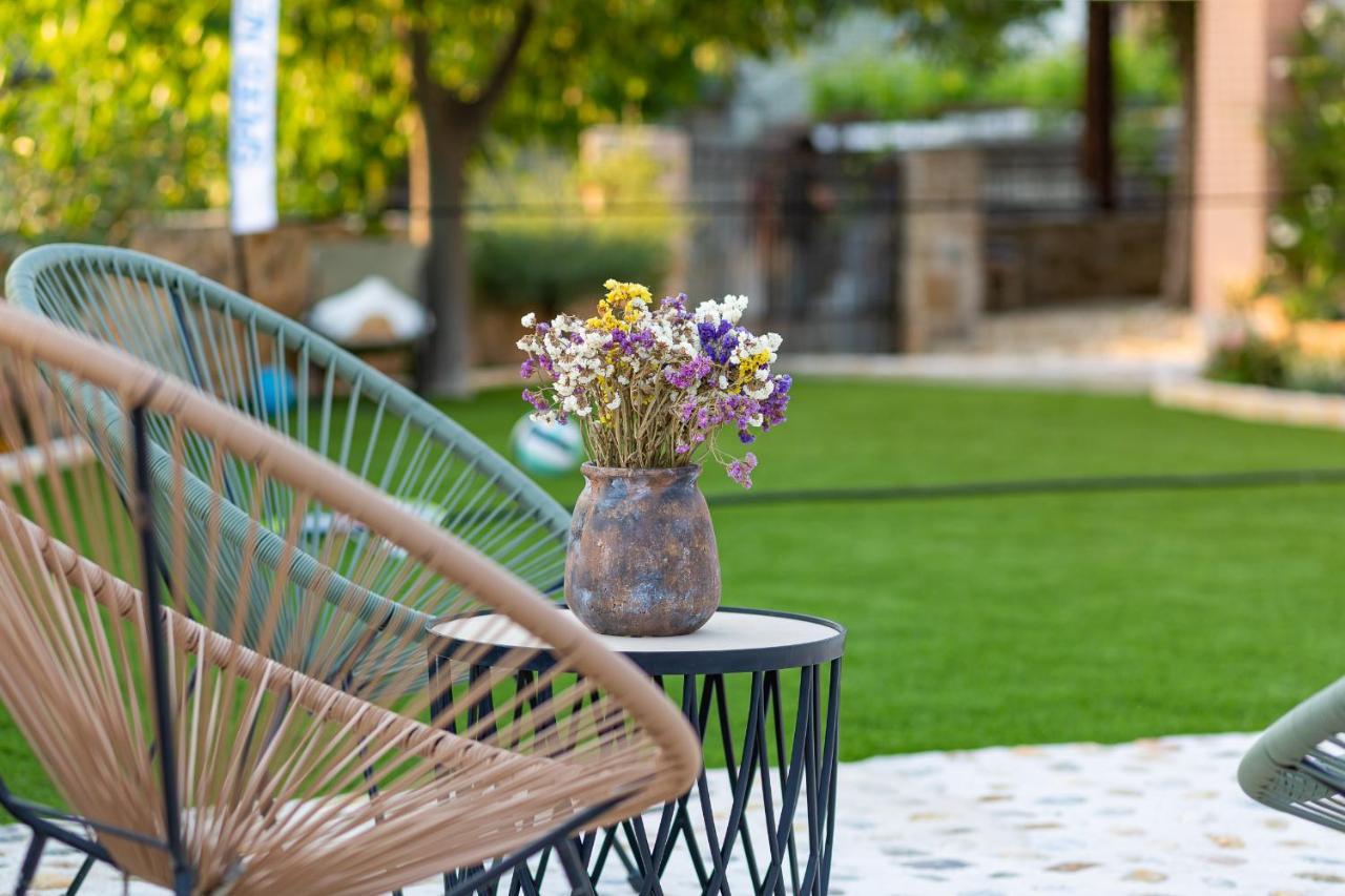 Holiday Home - Villa Thorak Anić Buitenkant foto