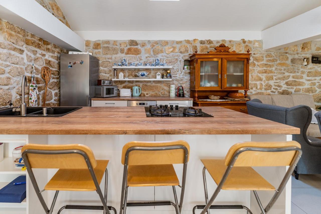 Holiday Home - Villa Thorak Anić Buitenkant foto